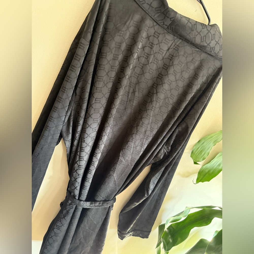 savage x fenty by rhianna - women’s black robe - Picture 6 of 6